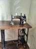 Старинная швейная машина VESTA