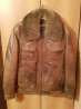 Продаю мужскую натуральную кожаную куртку с енотом 50-52