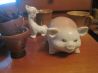 кошка статуэтка 200 * свинка 200 * стаканчик керамика 150 x 2
