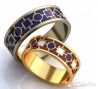 Обручальные кольца из золота с эмалью