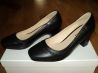 Продаю туфли кожаные черные женские р-р 36 (совершенно новые)
