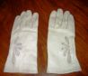 Белые кожаные перчатки женские